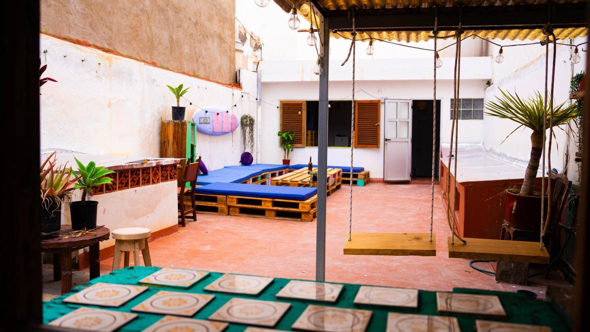 Dona Rose Surf Hostel Las Palmas de Gran Canaria Eksteriør bilde